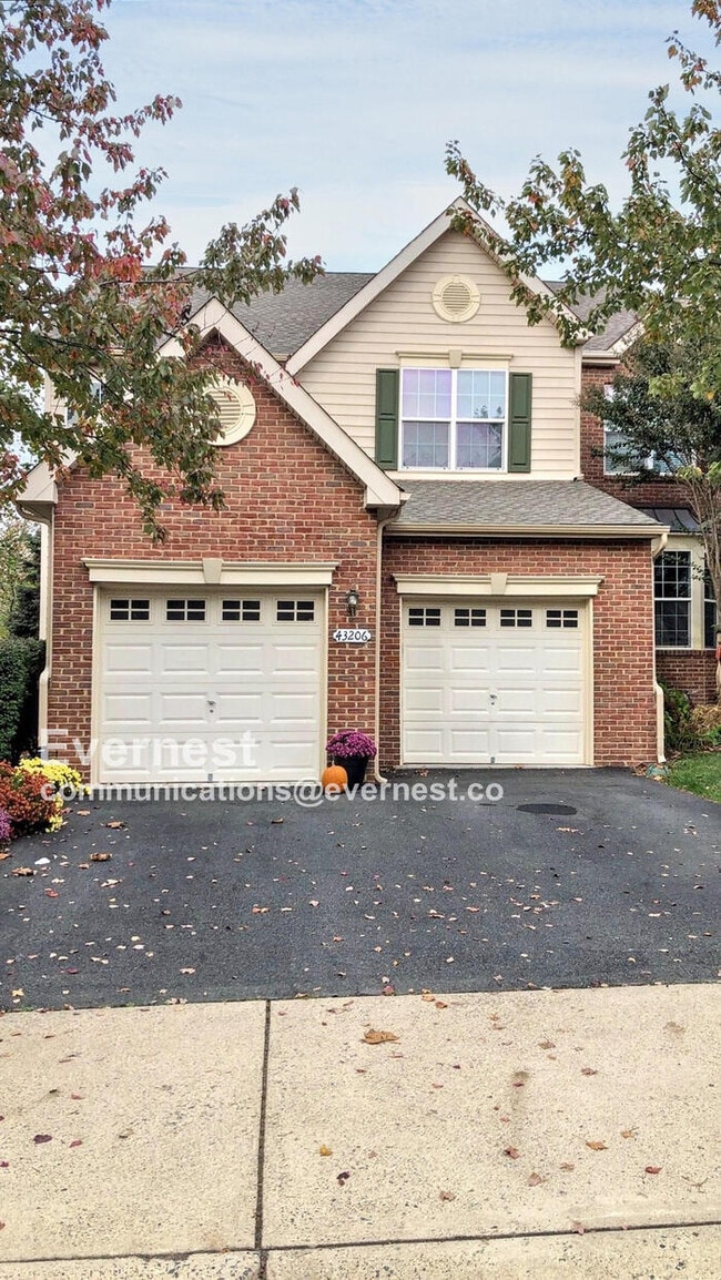 Primary Photo - 43206 Somerset Hills Ter