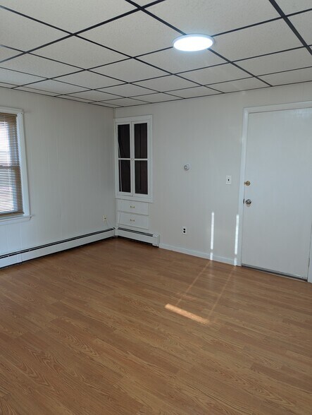 Building Photo - 43 Winthrop St