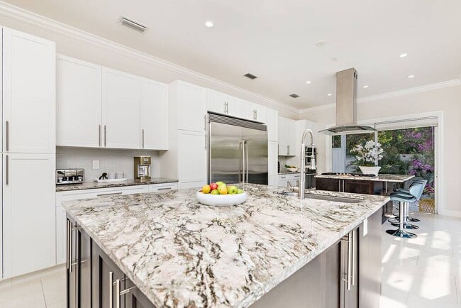 Building Photo - 234 Gregory Rd