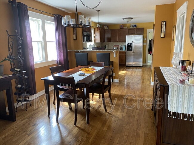 Building Photo - 3195 Fenton St