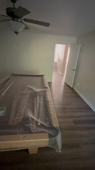 Building Photo - 3080 Landington Dr