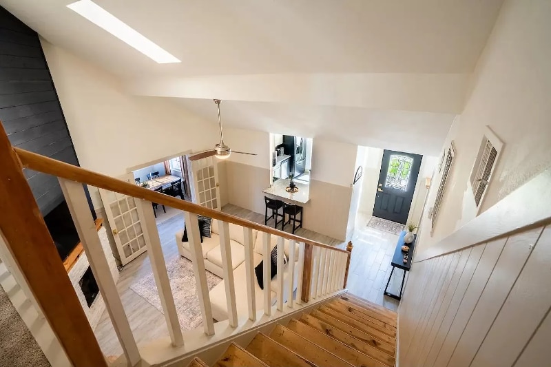 Building Photo - 5006 Deer Point Dr