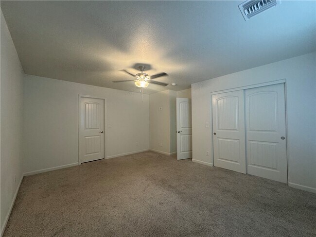 Building Photo - 5085 S Jacaranda Pl