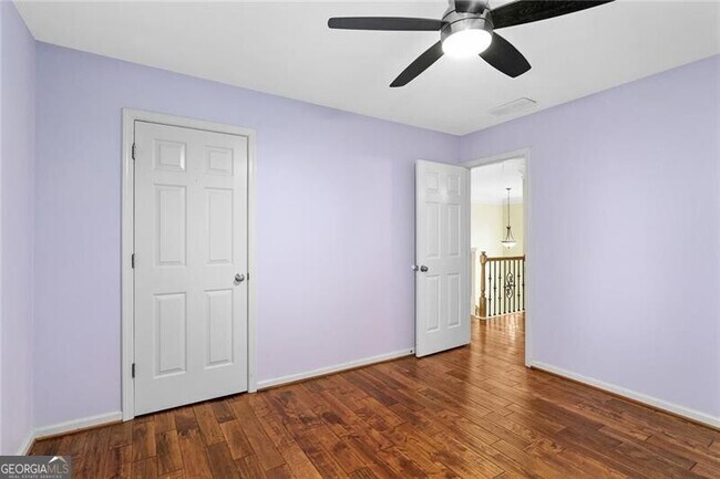 Building Photo - 560 Kimball Crest Ct