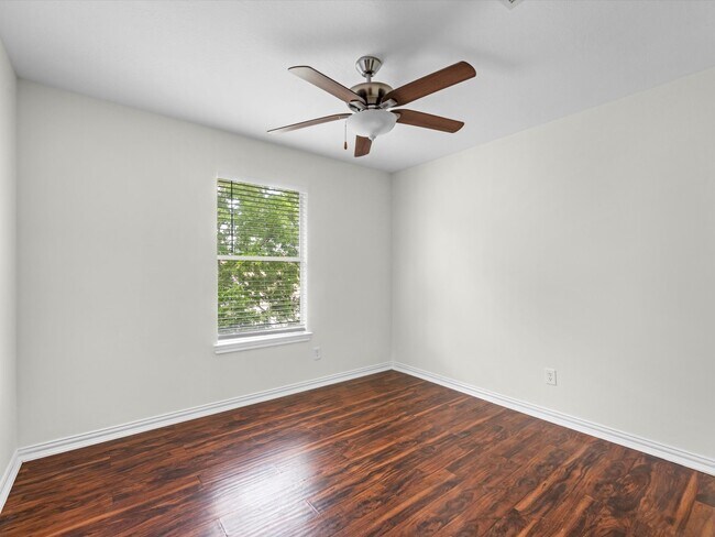 Building Photo - 15118 Gaines Meadow Ct