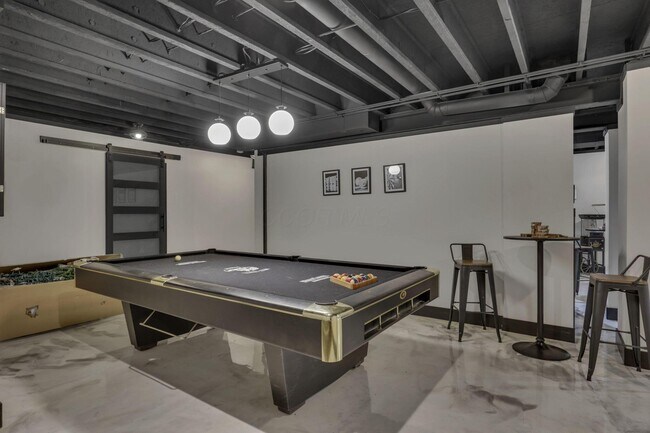 Building Photo - 7097 Pleasant Colony Cir