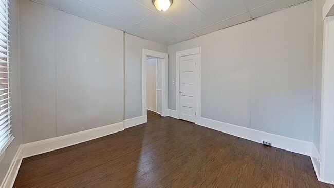 Building Photo - Palm Avenue Triplex