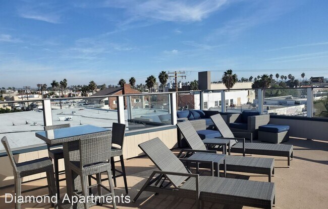 Building Photo - 959 Felspar St