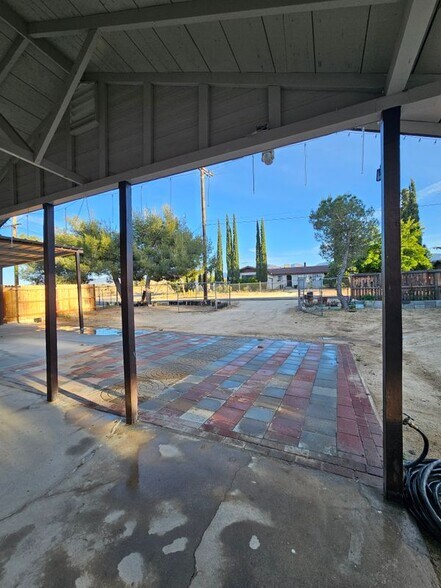 Building Photo - 12753 E Ave V 14