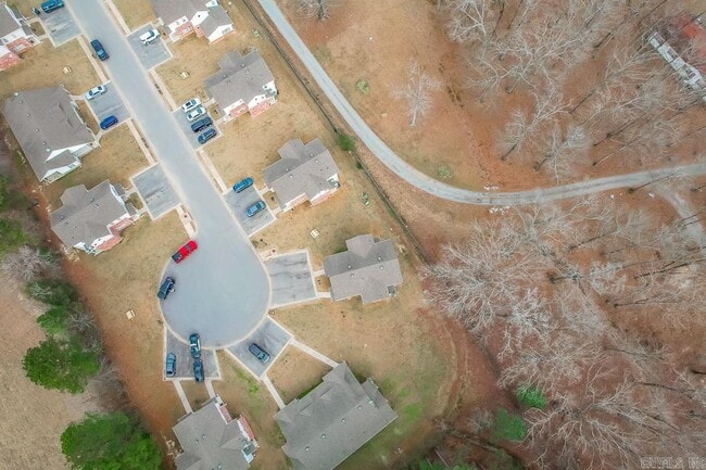 Building Photo - 1216 Sadie Dr