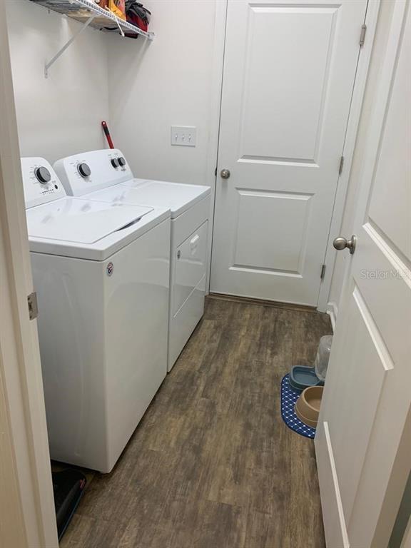 Building Photo - 4911 St James Dr