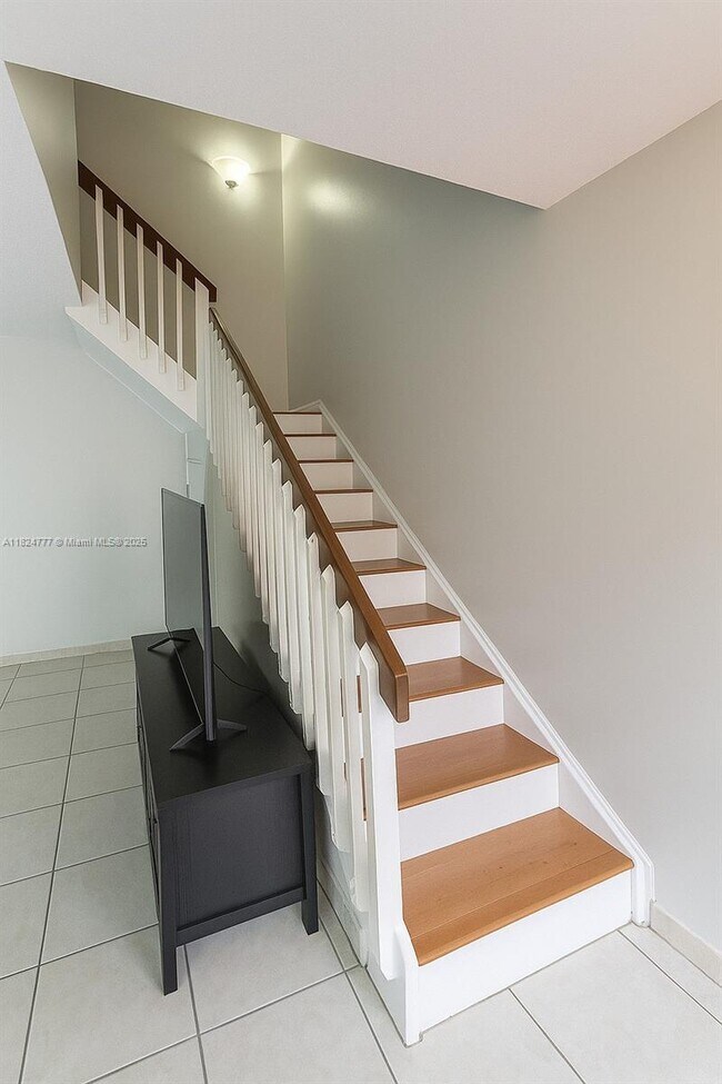 Building Photo - 13341 SW 88th Terrace