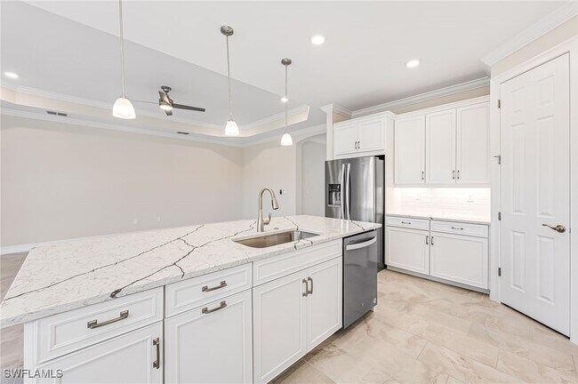 Building Photo - 534 Kamari Cv