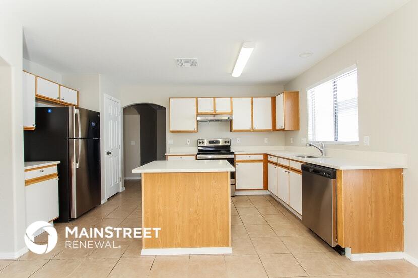 Building Photo - 11215 W Devonshire Ave