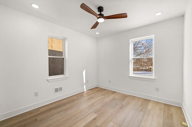 Building Photo - 2345 N 16th St