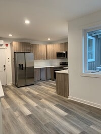 Building Photo - Busy Corner