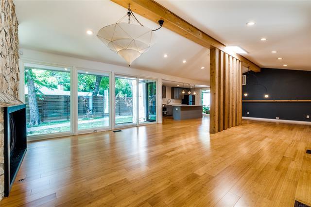 Building Photo - 1502 Oak Glen Trail