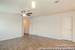 Building Photo - 1110 Andean Emerald