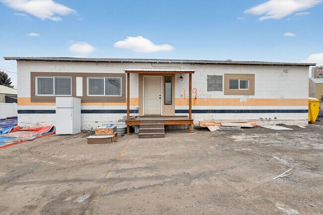 Building Photo - JR119L