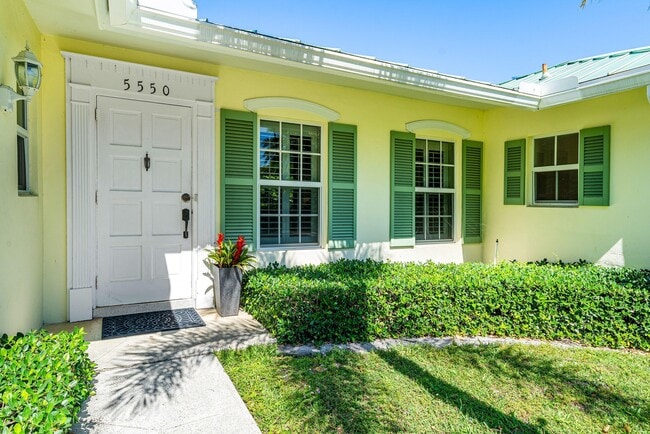 Building Photo - 5550 Osprey Dr
