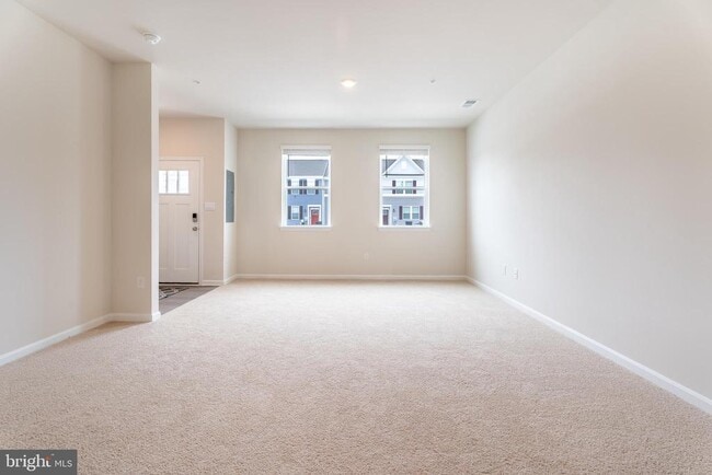 Building Photo - 846 Derwent Ln