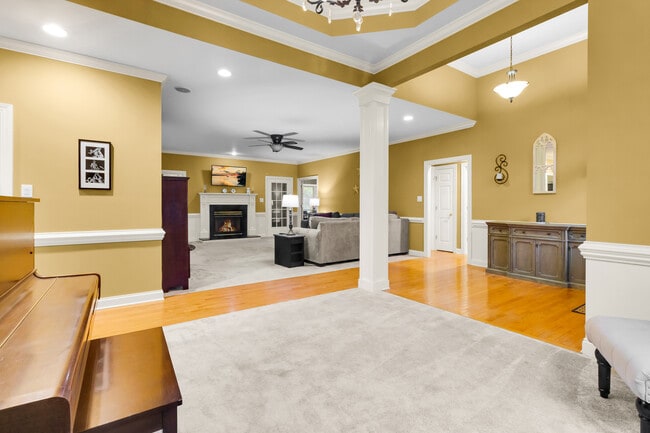 Building Photo - 106 Brugg Ct