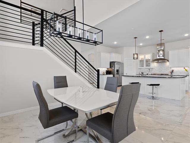 Building Photo - 2156 Domingo Dr