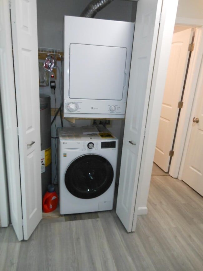 Building Photo - 113 Cluff Crossing Rd