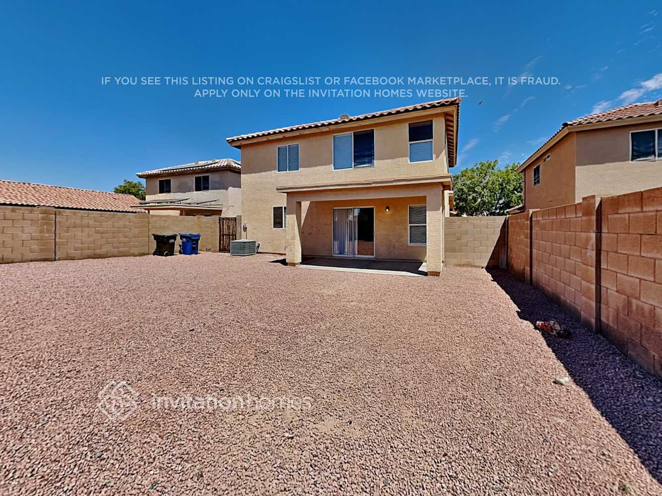 Building Photo - 11821 W Laurel Ln