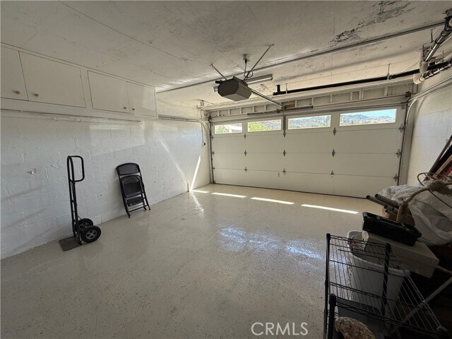 Building Photo - 1761 Deerhill Trail