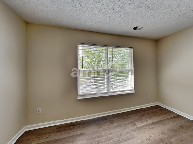 Building Photo - 11134 Steelwater Ct