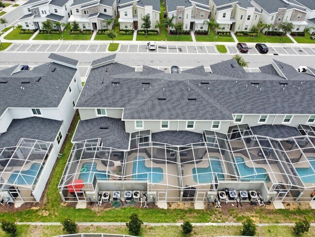 Building Photo - Pool Townhome Now Available