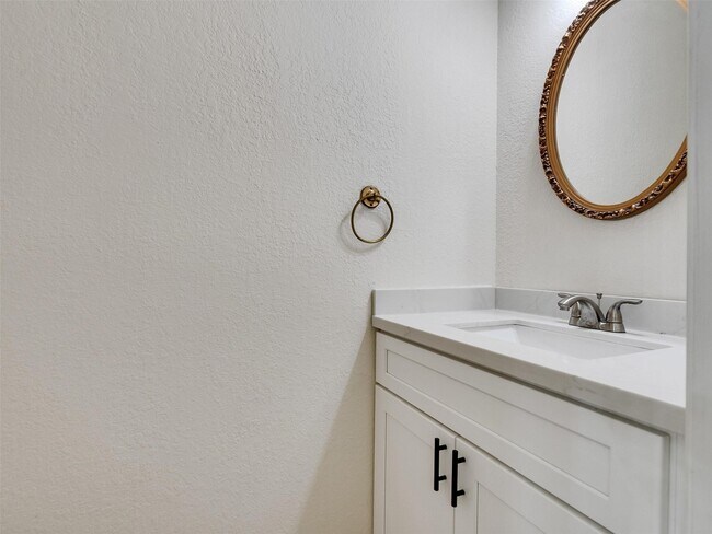 Building Photo - 4510 Chestnut Meadow Dr