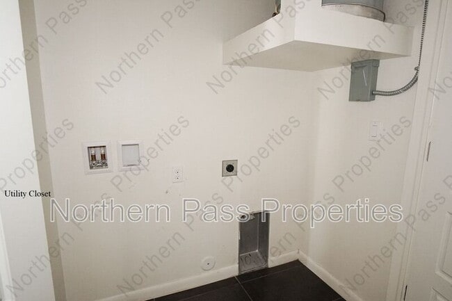 Building Photo - 6262 Woodrow Bean Transmountain