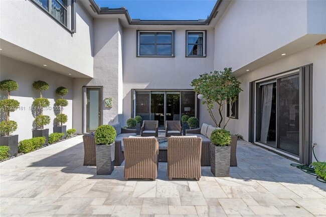 Building Photo - 16184 SW 136 Way