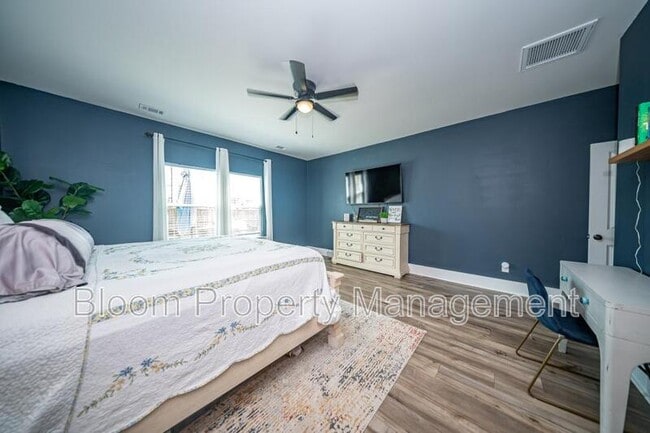 Building Photo - 5008 Cedar Brush Ct