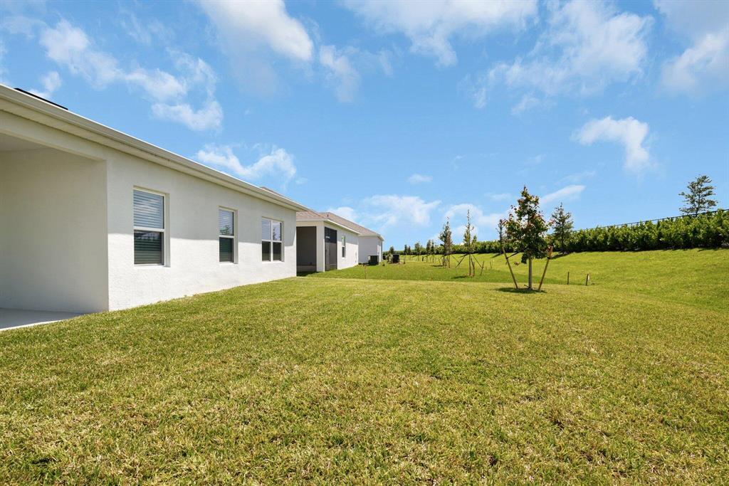 Building Photo - 12639 SW Forli Way