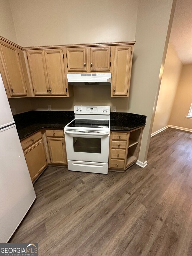 Building Photo - 104 St Helena Ct