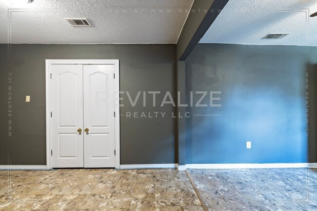 Building Photo - Newly Remodeled 3 Bd / 1 Ba in Moss Point