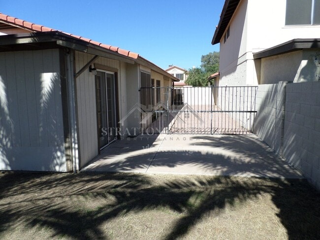 Building Photo - 4933 W Evans Dr