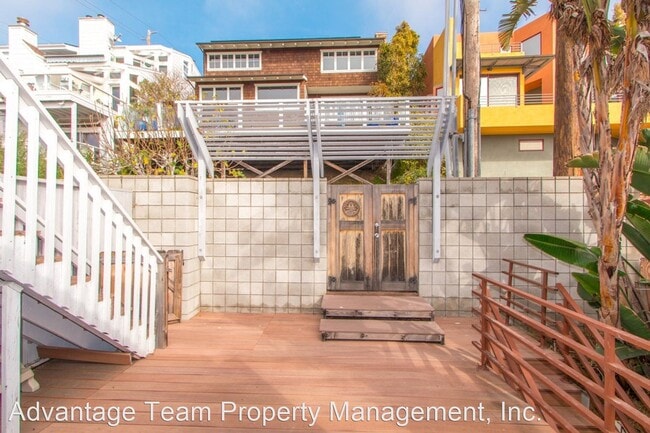 Building Photo - 3 br, 2.5 bath House - 2511 Manchester Ave