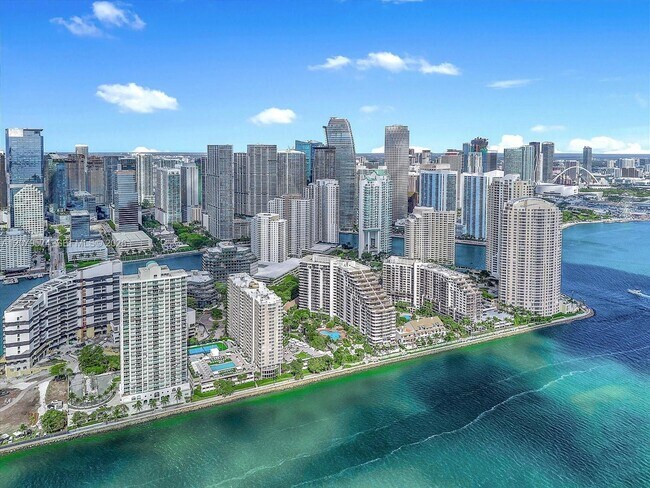 Building Photo - 901 Brickell Key Blvd