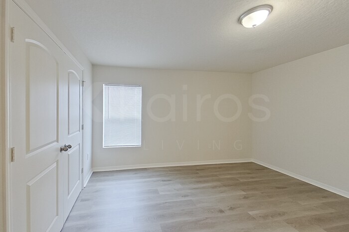 Building Photo - 20 Reindeer Ln