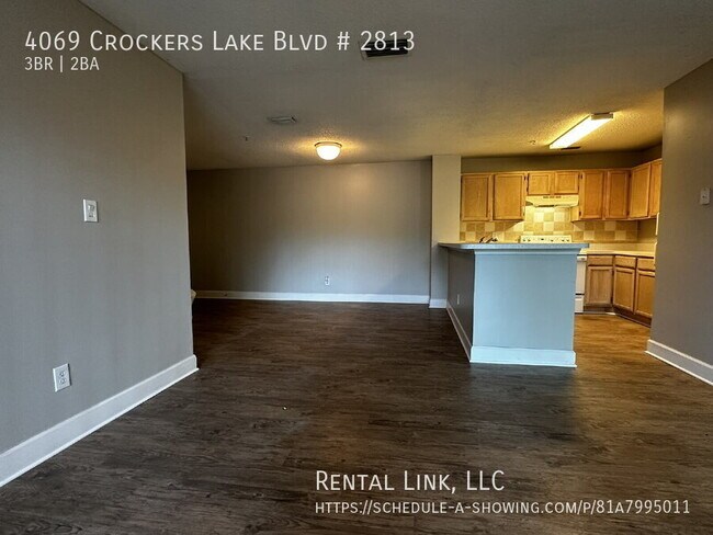 Building Photo - 4069 Crockers Lake Blvd