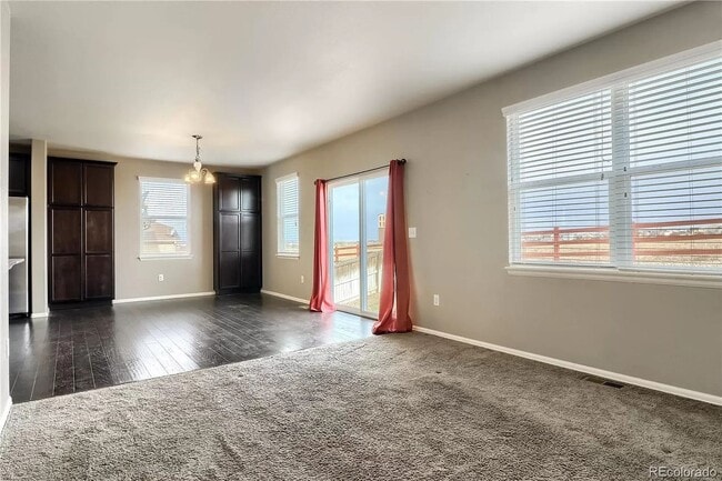 Building Photo - Incredible 4 bedroom home in Reunion.