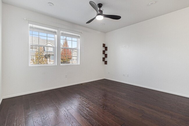 Building Photo - 221 Jackson Dr