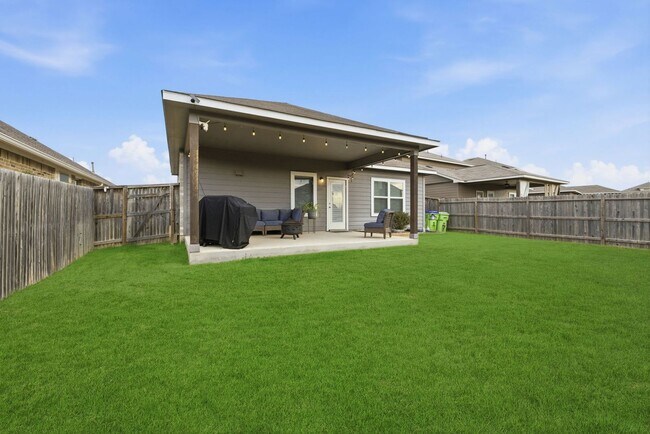 Building Photo - 8319 Percheron Pass