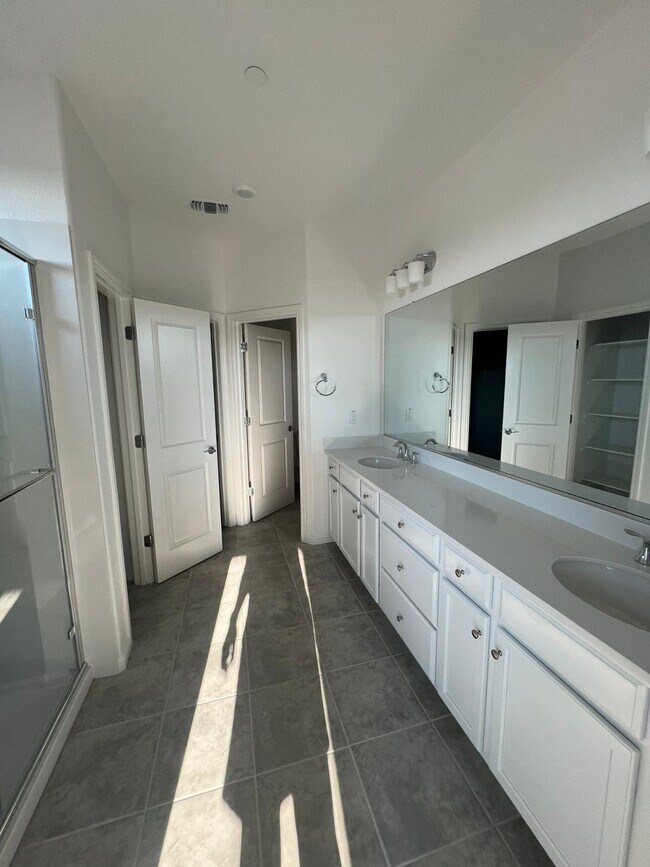 Building Photo - 3137 Barnowl Wy