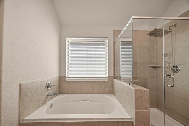 Building Photo - 13412 Sun Cay Drive
