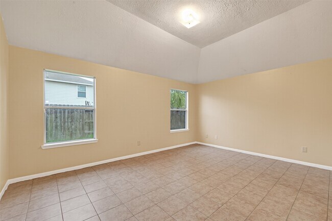 Building Photo - 19538 Billineys Park Dr